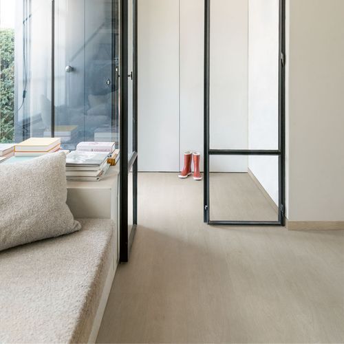 Виниловый пол Quick Step Liv 20312 Дуб темно-коричневый атласный SGSPC20312 фото StarFloor