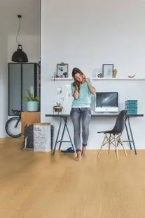 Вінілова підлога Quick Step Bloom 40098 Дуб чистий мед AVMPU40098 фото StarFloor